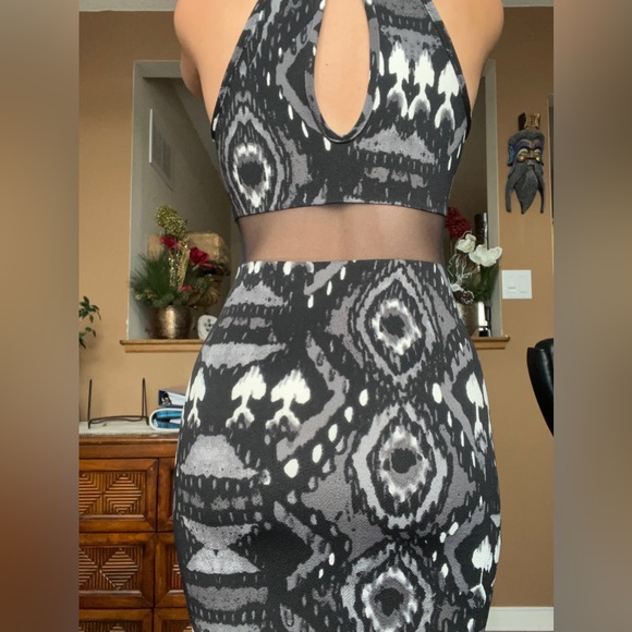 Coord Dress with Mesh - Picture 6 of 12